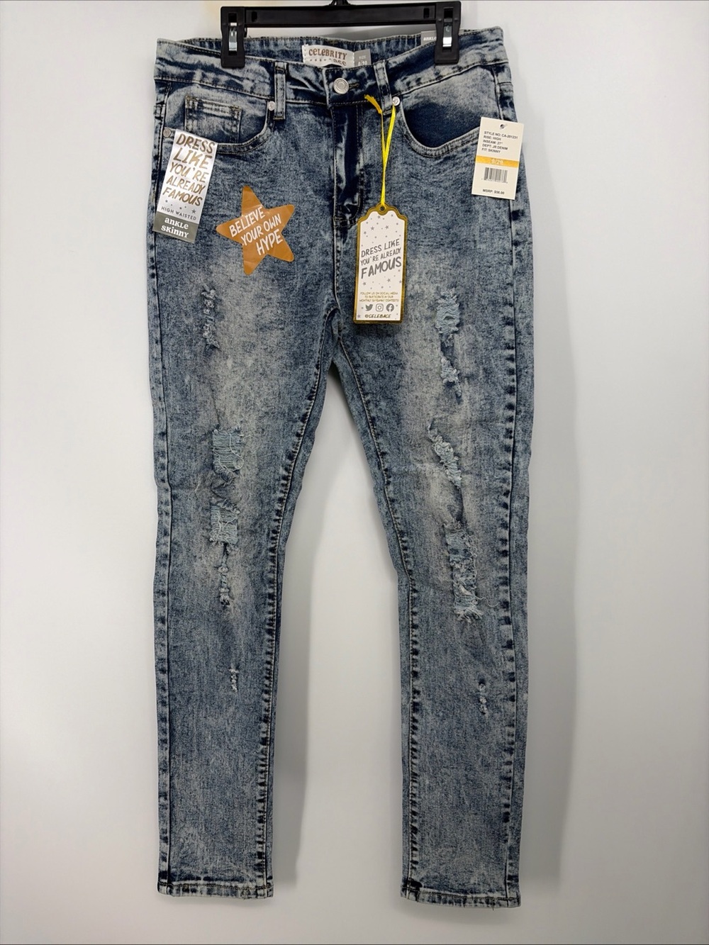 Celebrity Ace Jeans Juniors Denim Ankle Crop Acid Wash Size 5/27 new